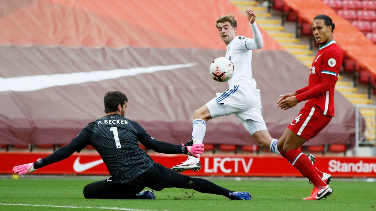 Liverpool vẫn chưa thể hiện đẳng cấp vượt trội trước tân binh Leeds United. (Ảnh: Premier League).