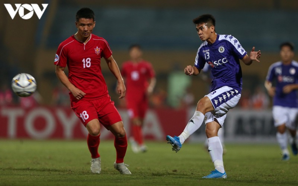 Hà Nội FC bị 4.25 SC cầm hòa đáng tiếc ngày này 1 năm trước. (Ảnh: Minh Hoàng).