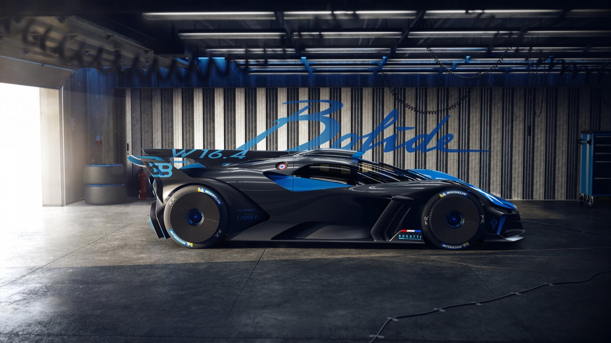 Bugatti Bolide có thể dễ dàng tăng tốc lên 100 km/h từ vị trí đứng yên trong vòng 2,17 giây, đạt 200 km/h trong 4,36 giây, 300 km/h trong 7,37 giây, thậm chí 400 km/h trong 12,08 giây và 500 km/h trong vòng 20,16 giây.