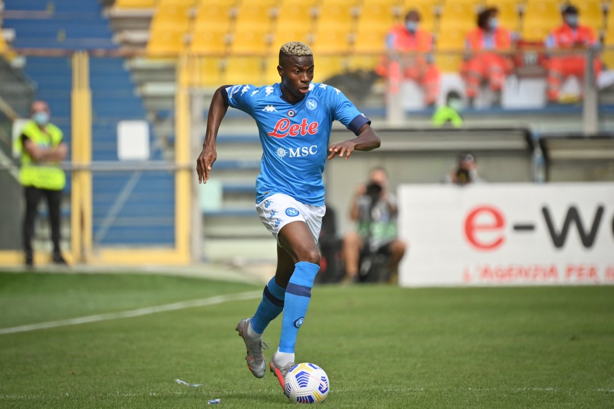 3. Victor Osimhen từ Lille chuyển tới Napoli với giá 70 triệu Euro