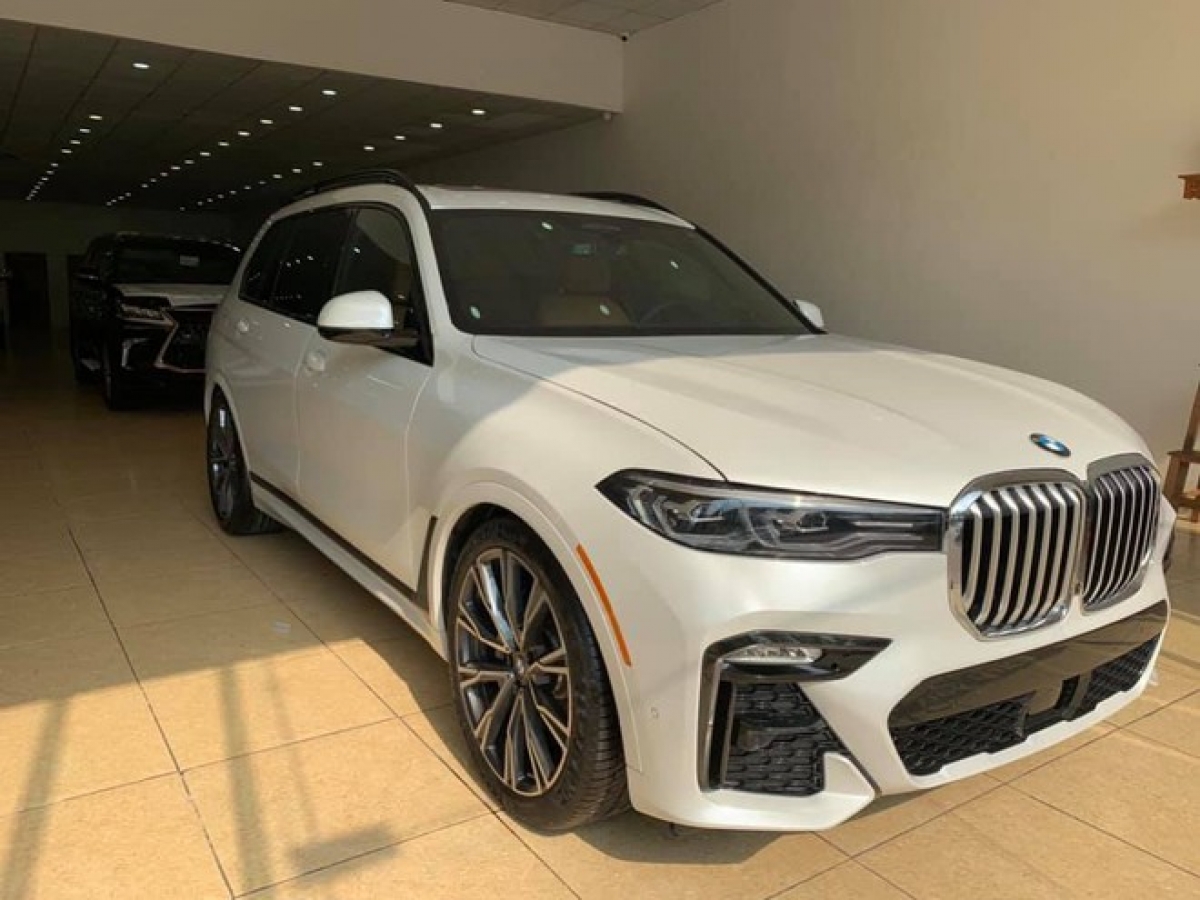 BMW X7 chính hãng được nhà phân phối THACO và đại lý giảm giá sâu. (Ảnh minh họa/KT).