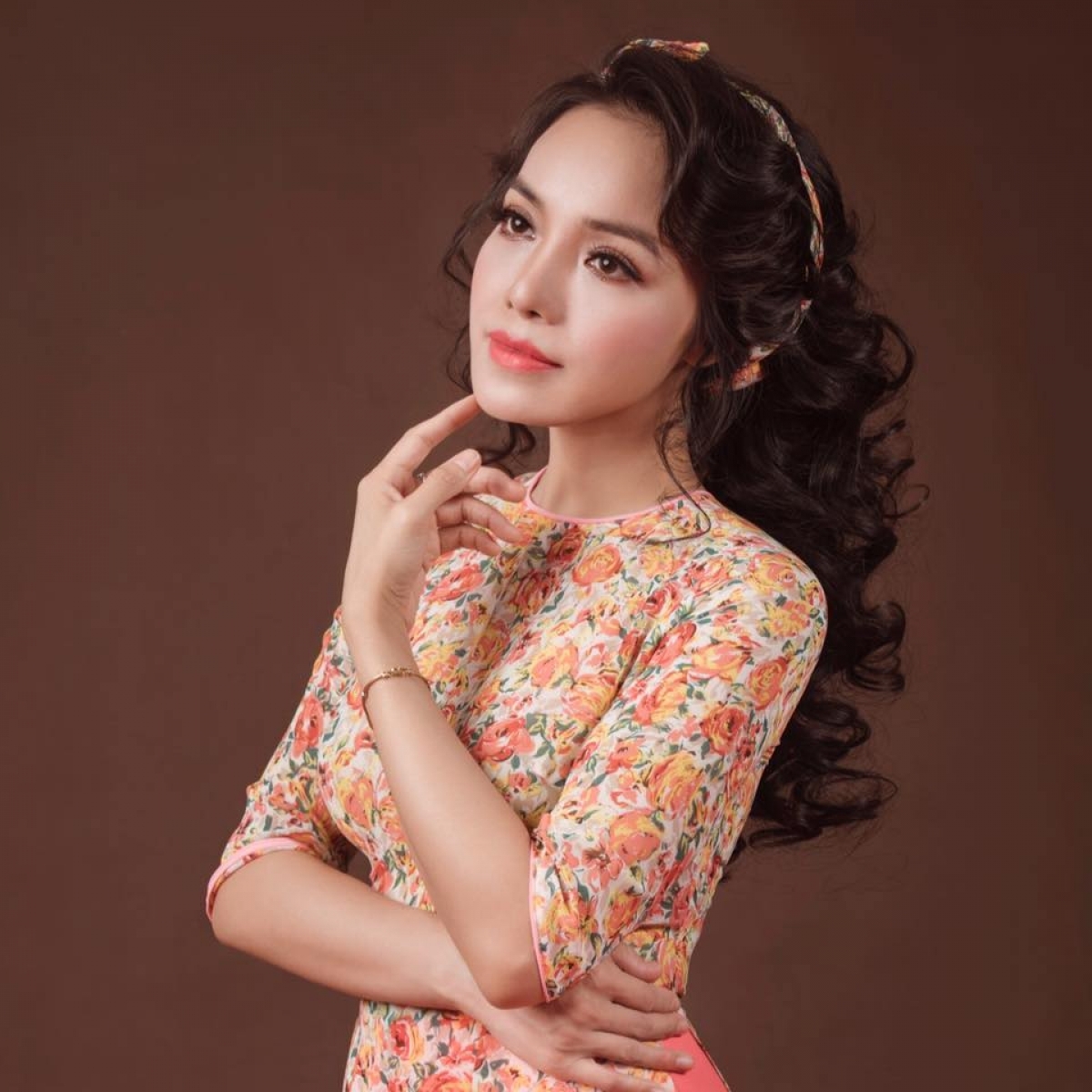 Ca sĩ Lan Anh.