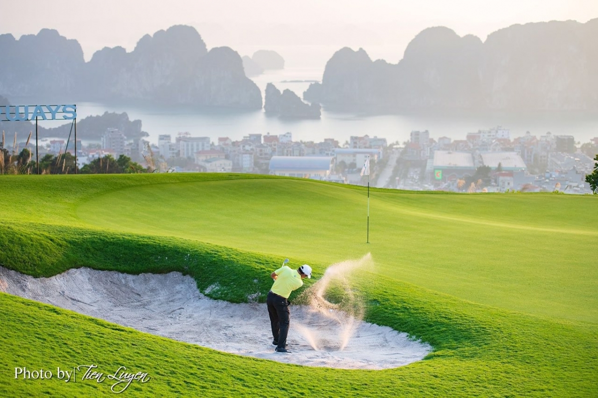 FLC Golf Club Halong – điểm đến bốn mùa của Quảng Ninh.