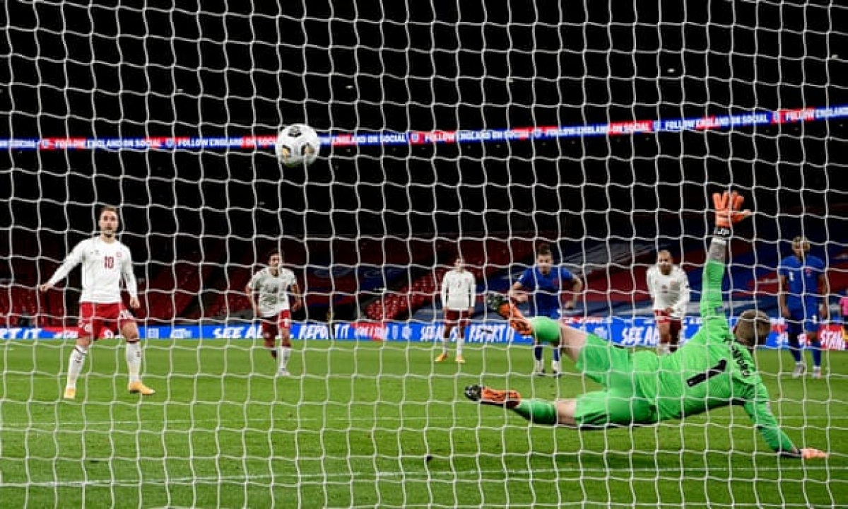 Eriksen ghi bàn mang về 3 điểm cho Đan Mạch. (Ảnh: Getty)