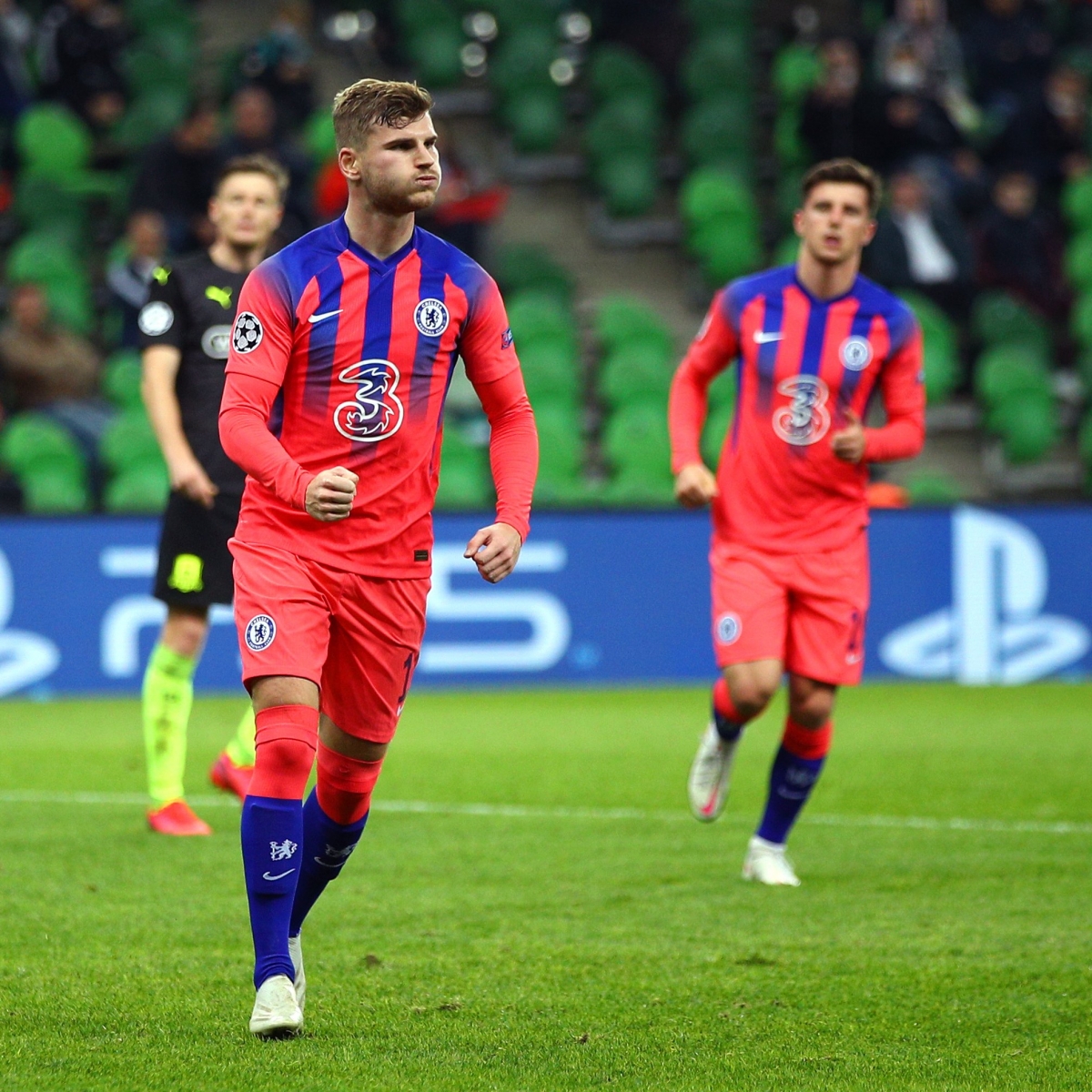 Chelsea gặp khó khăn trong những phút đầu trận (Ảnh: Getty).