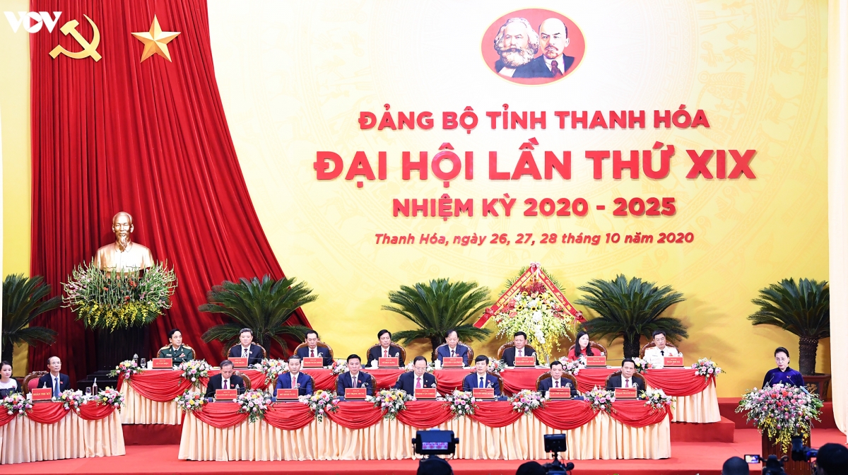 Chủ tịch Quốc hội Nguyễn Thị Kim Ngân phát biểu chỉ đạo Đại hội đại biểu Đảng bộ tỉnh Thanh Hoá