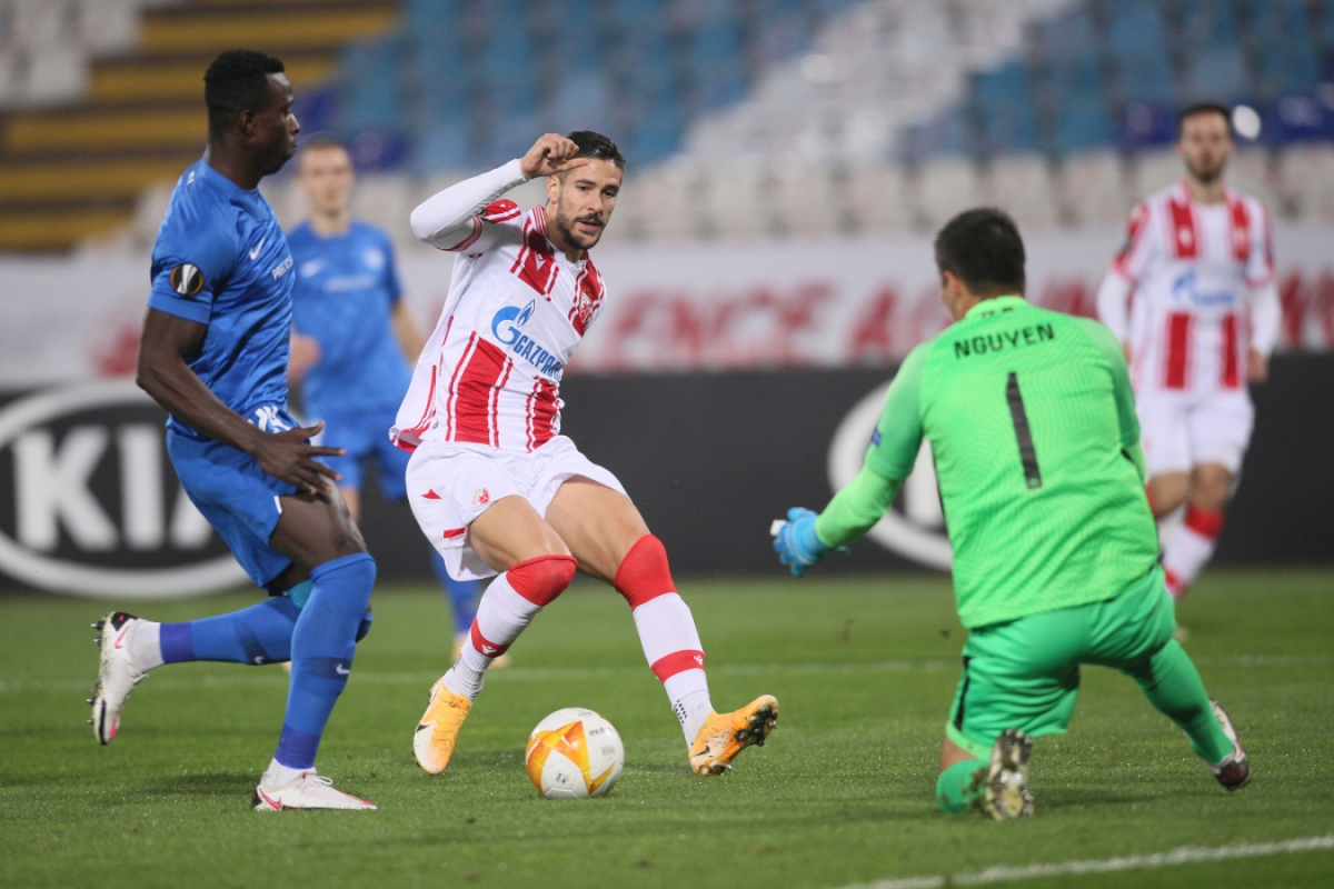 Filip Nguyễn phải nhận 5 bàn thua trước Crvena Zvezda. (Ảnh: Getty)