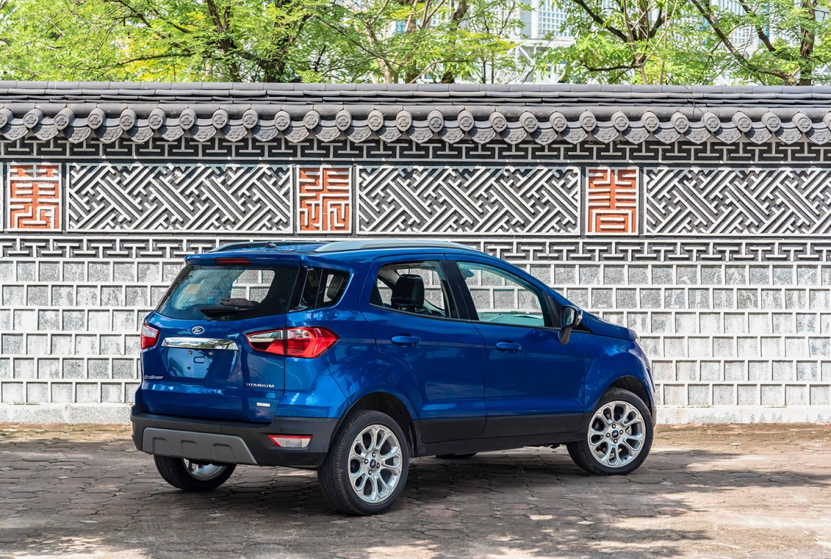 Xe có 8 màu ngoại thất để lựa chọn.