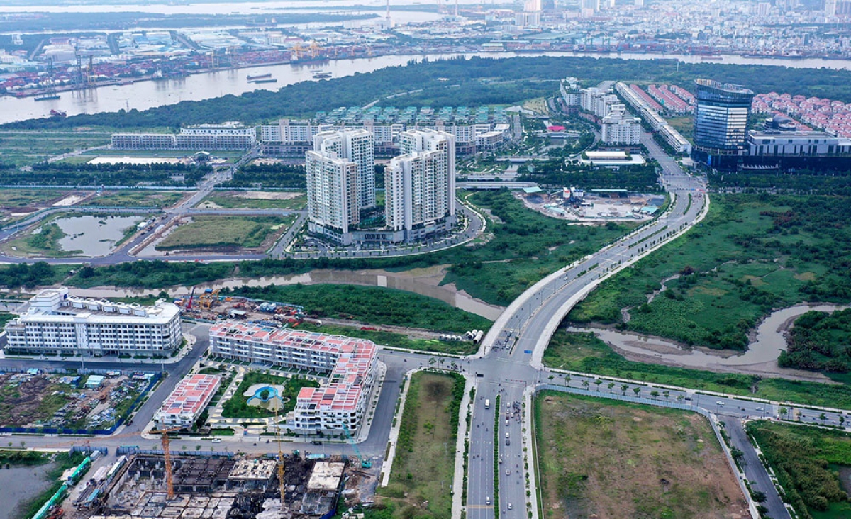 Dự án Khu đô thị Thủ Thiêm khiến hàng ngàn dân khốn khổ, hàng loạt cán bộ bị kỷ luật, cách chức