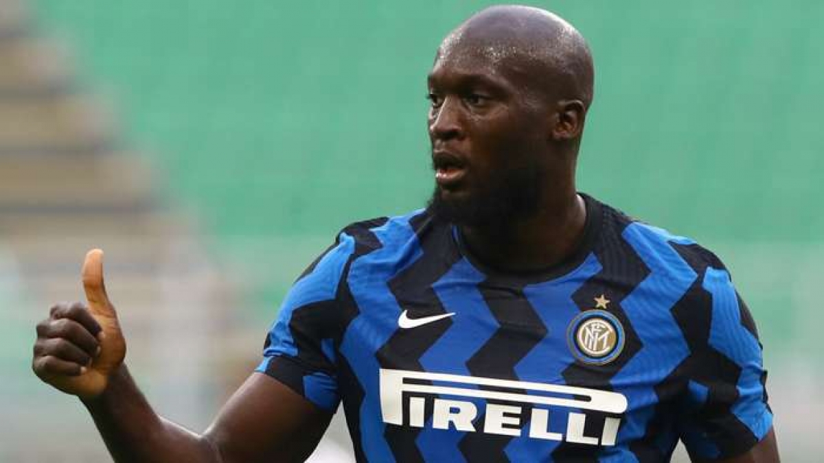 Lukaku dính chấn thương ở trận đấu với Shakhtar Donetsk (Ảnh: Getty).