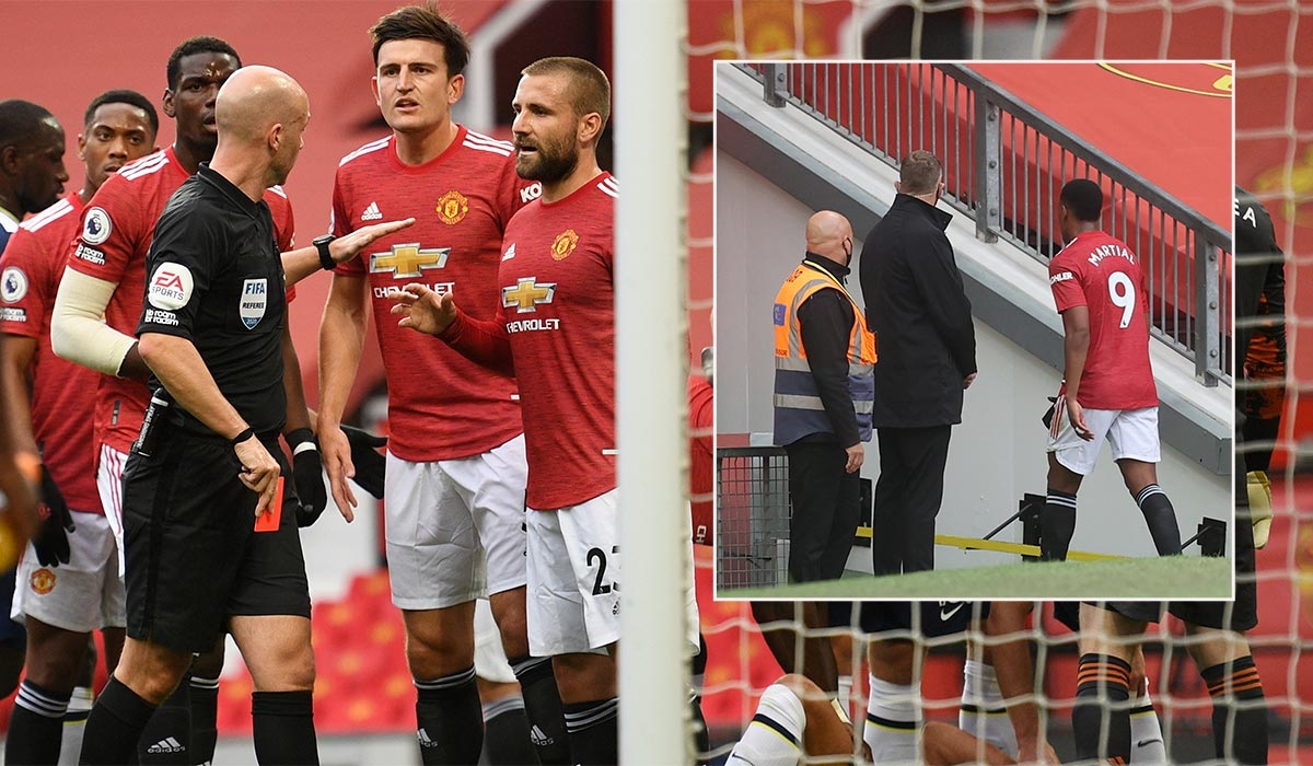 Maguire bị chỉ trích vì cách phản ứng bạc nhược trong tình huống Martial lĩnh thẻ đỏ. (Ảnh: The Guardian)