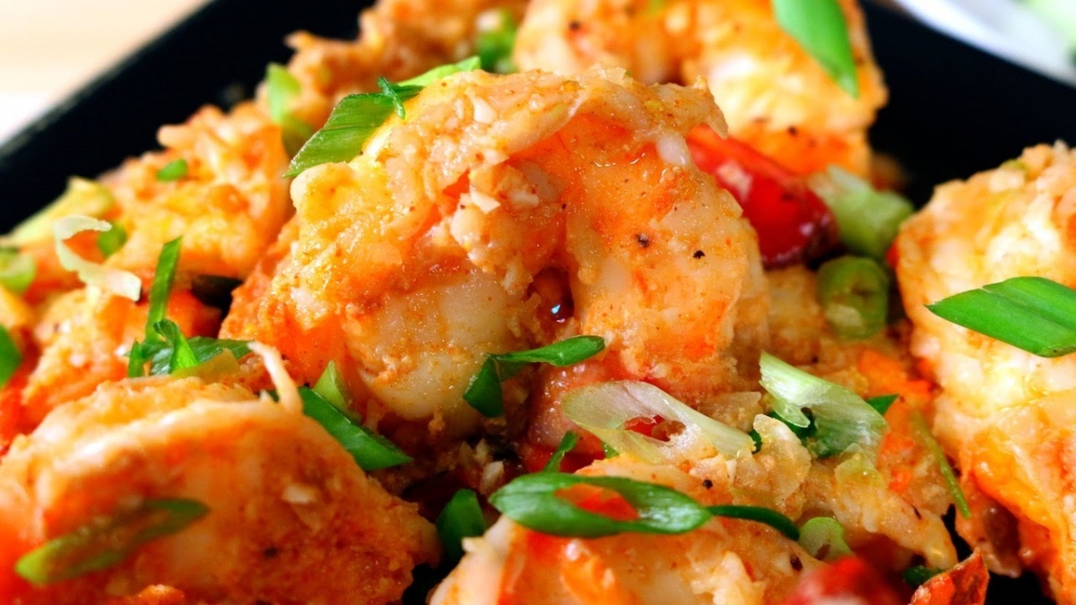 Món tôm kho tàu tuy đơn giản mà lại ngon miệng, "đưa cơm".