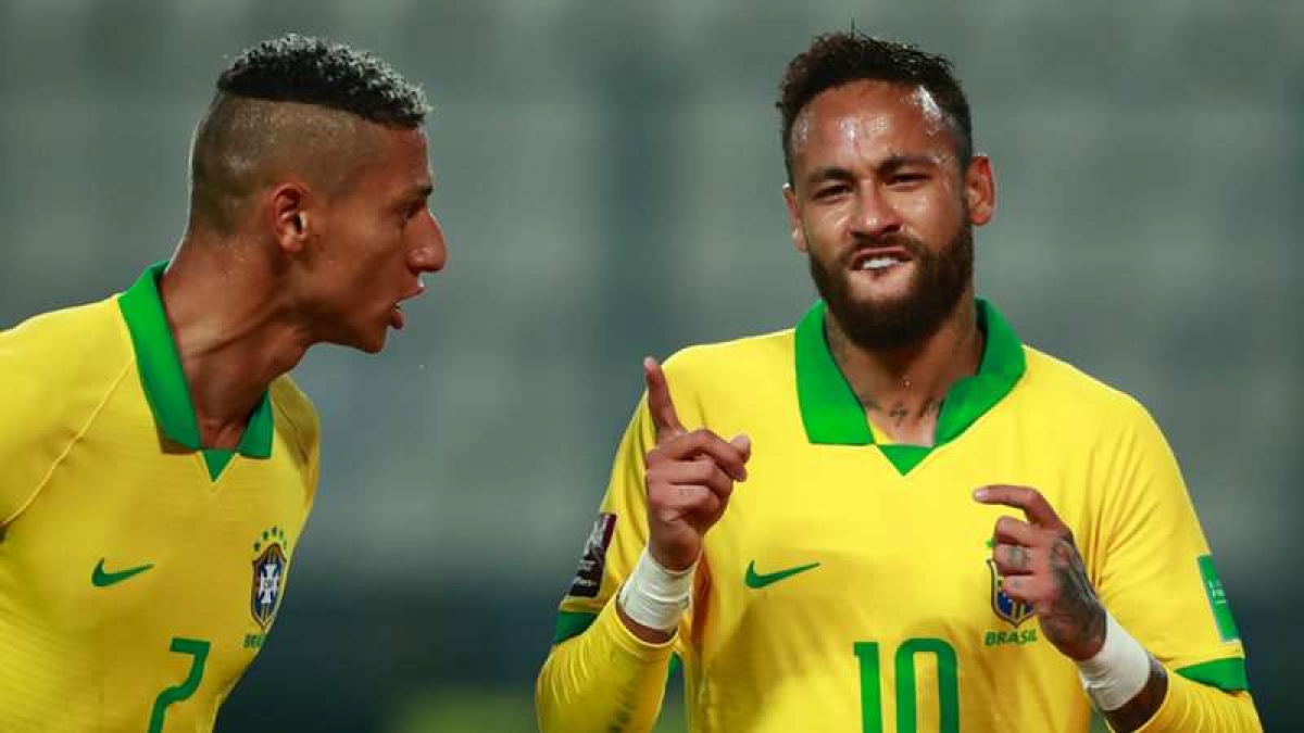 Neymar: Quả của Brazil đang là một trong những cầu thủ tấn công hàng đầu trên thế giới. Hãy xem ảnh liên quan để thưởng thức kỹ năng điêu luyện của Neymar trong việc dẫn bóng và ghi bàn.