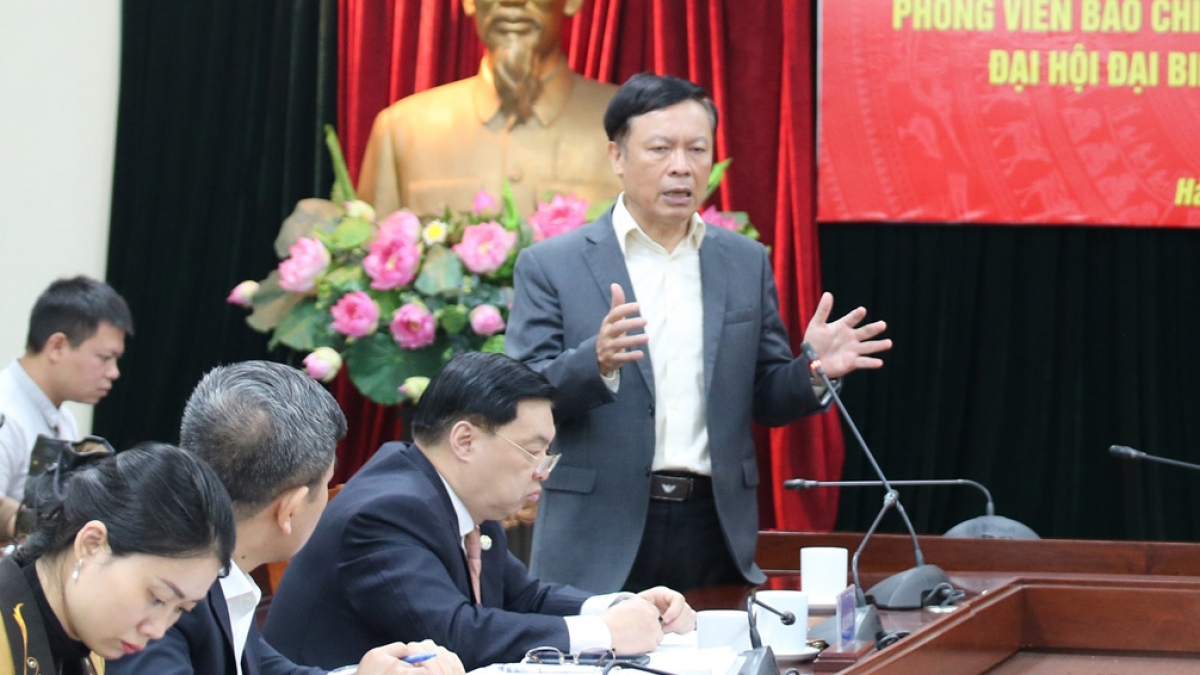PGS-TS Phạm Văn Linh - Phó Chủ tịch Hội đồng lý luận Trung ương.