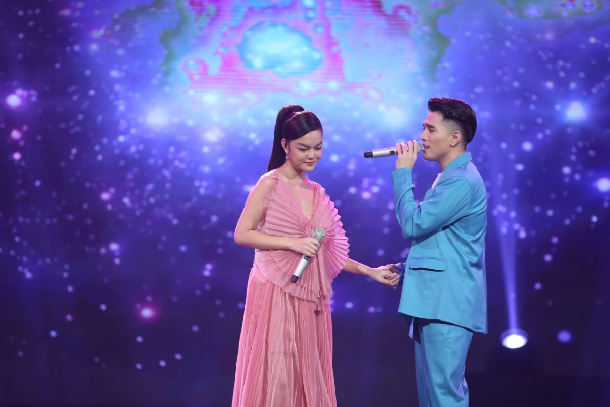 Ca sĩ Phạm Quỳnh Anh và Will