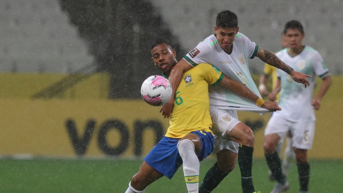 Bolivia phải trải qua 90 phút khổ sở trước Brazil. (Ảnh: Getty)