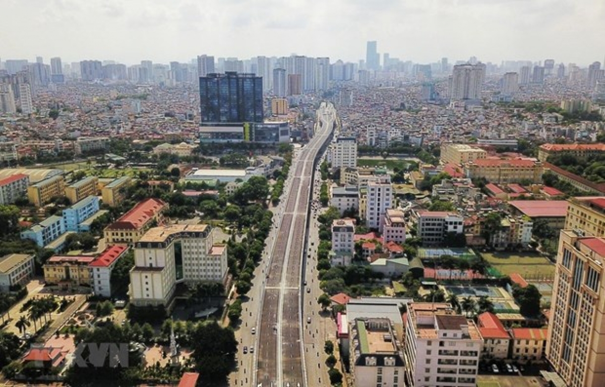 Đoạn tuyến Ngã Tư Vọng-Ngã Tư Sở dài gần 2km đã hoàn thành. (Ảnh: TTXVN)