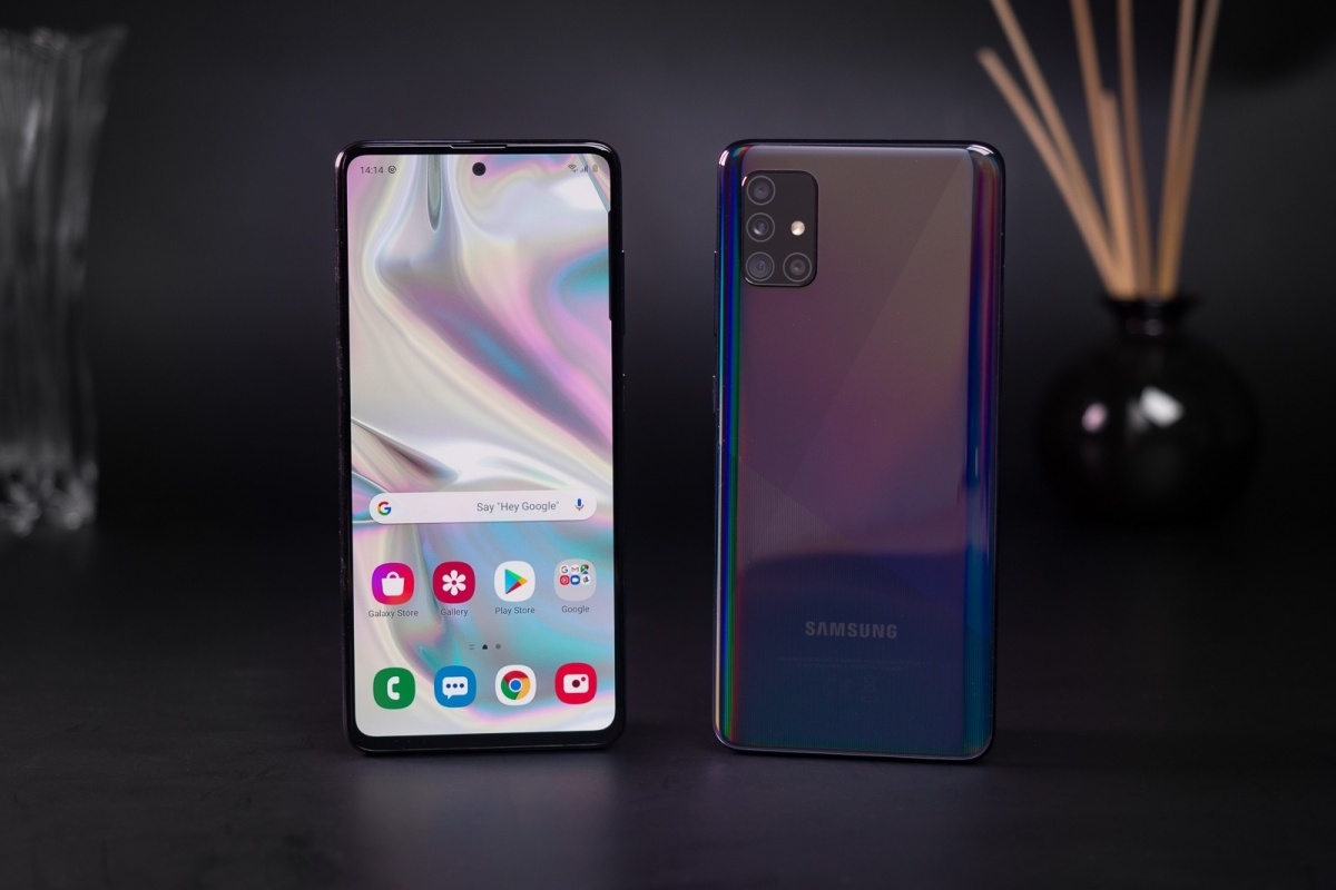 Galaxy A51 hiện có sẵn ở cả hai bản 4G LTE và 5G