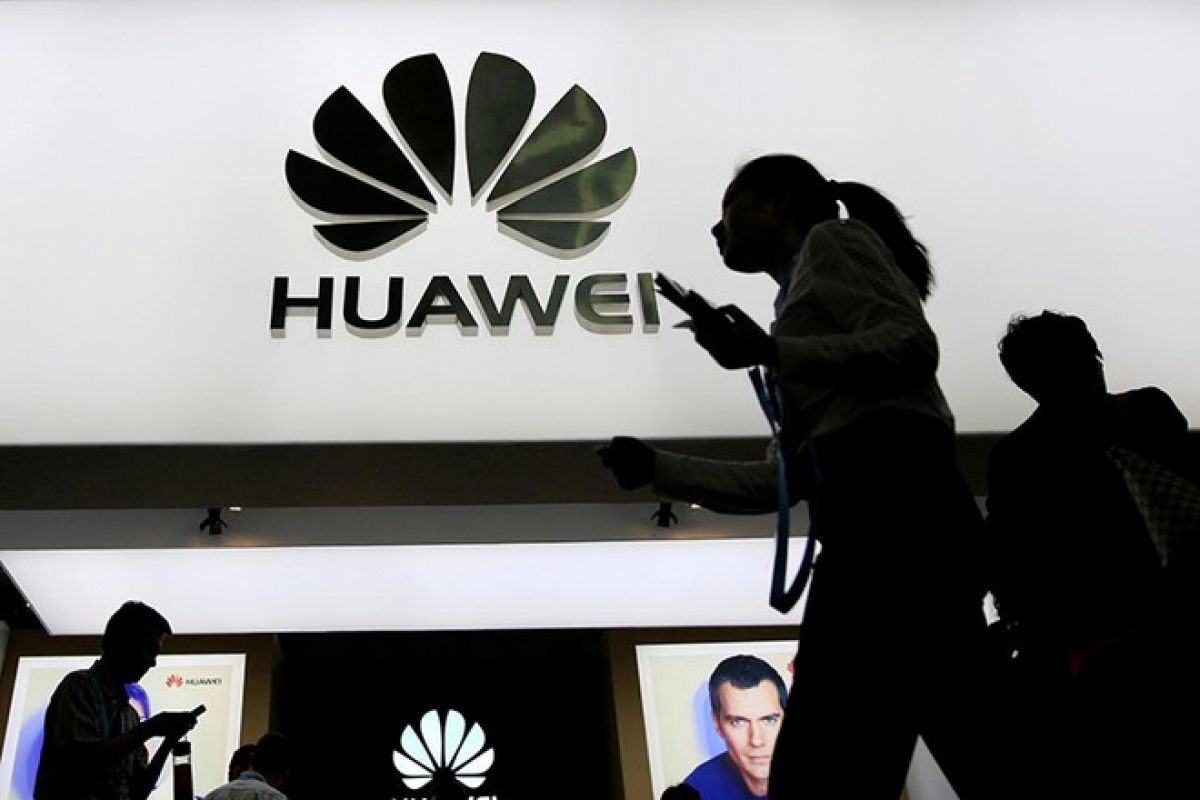 Huawei bị nằm trong danh sách cấm mà PTS ban hành mới đây - ẢNH: REUTERS