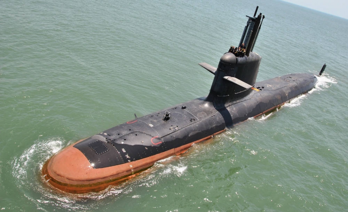 Tàu ngầm Scorpenes lớp Kalvari trong một lần thử nghiệm. Nguồn: wikipedia.org
