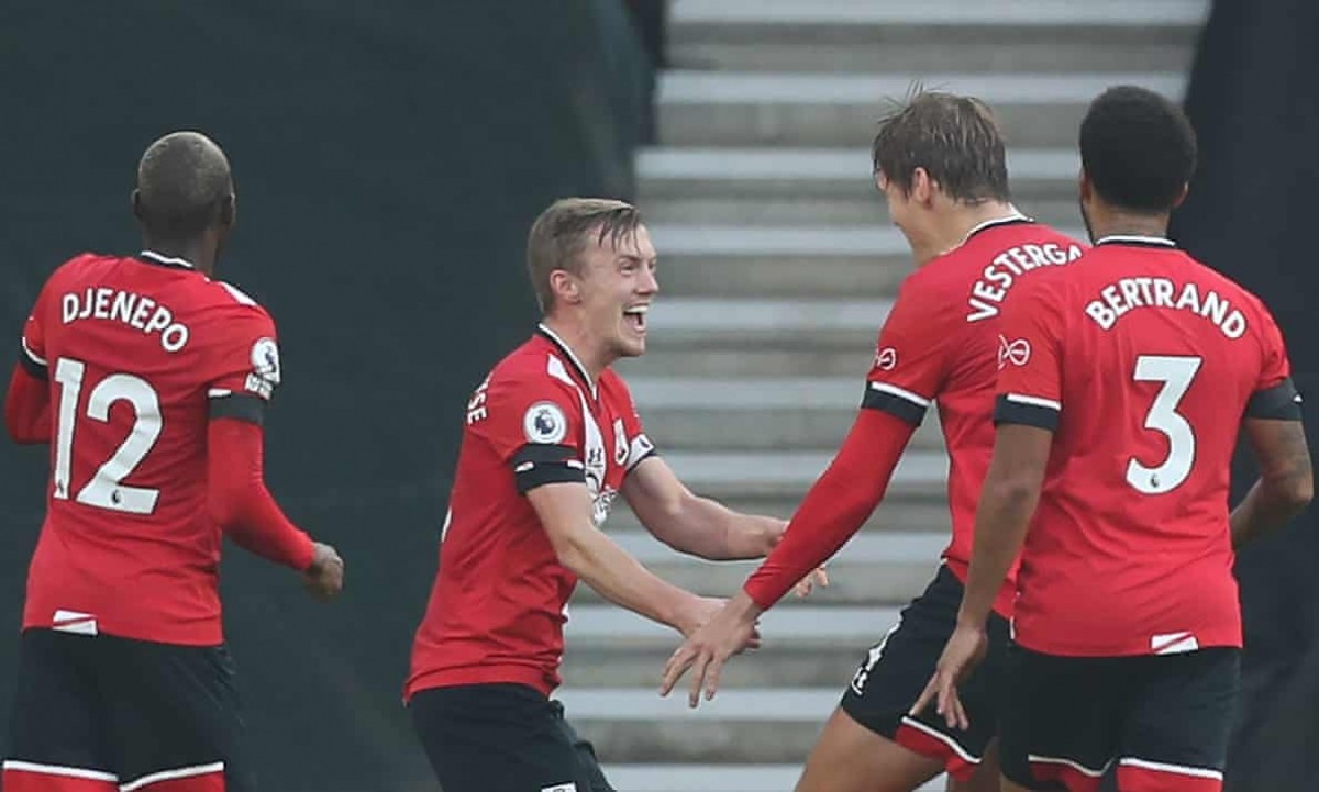 Southampton trừng phạt MU từ 2 tình huống "bóng chết". (Ảnh: Getty)