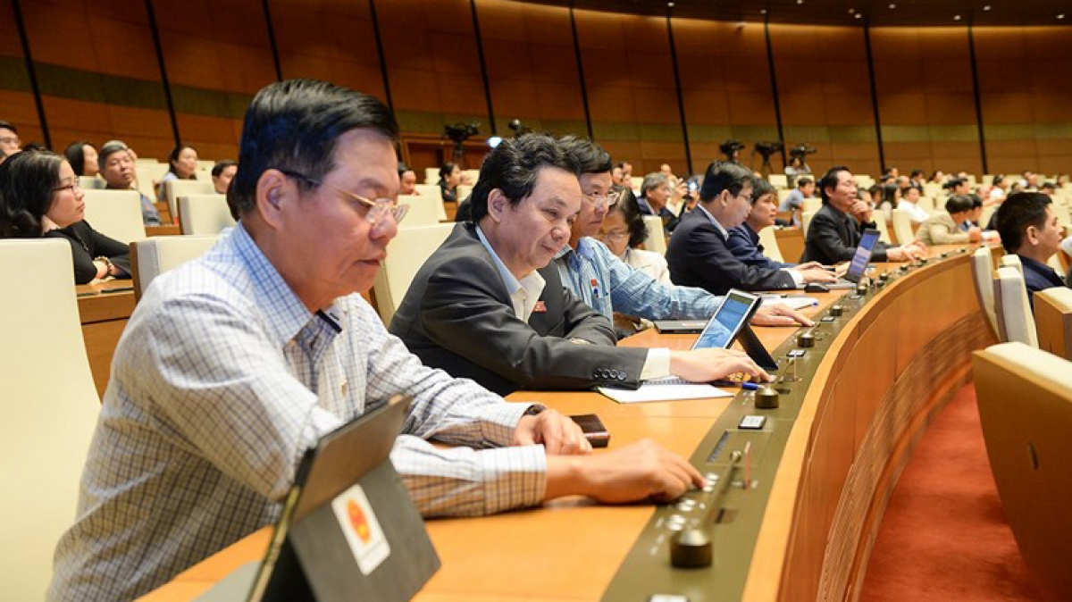 Tổng số thu ngân sách nhà nước năm 2021 là hơn 1,34 triệu tỷ đồng. Ngân sách nhà nước vay khá lớn, tuy nhiên chưa vượt mức trần nợ công mà Quốc hội cho phép. (Ảnh minh họa)