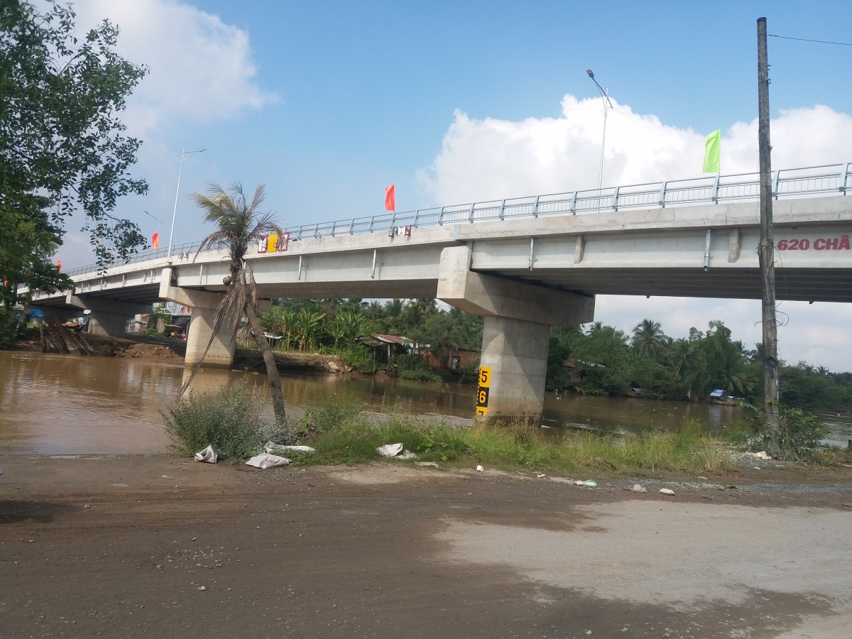 Cầu Long Hưng mới hoàn thành đưa vào sử dụng