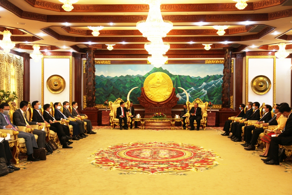 Tổng Bí thư, Chủ tịch nước Lào Bounnhang Vorachith tiếp Phó Thủ tướng, Bộ trưởng Ngoại giao Phạm Bình Minh.