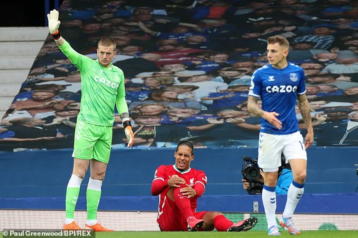 Van Dijk đã nghỉ thi đấu hơn 1 tháng vừa qua do chấn thương nặng trong trận gặp Everton ngày 17/10. (Ảnh: BPI).