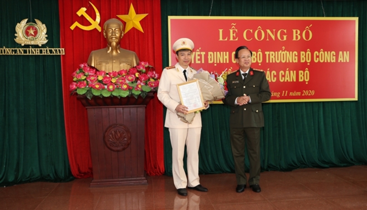 Bộ trưởng Bộ Công an bổ nhiệm Thượng tá Nguyễn Thanh Hà giữ chức Phó Giám đốc Công an tỉnh Hà Nam. Ảnh: VGP