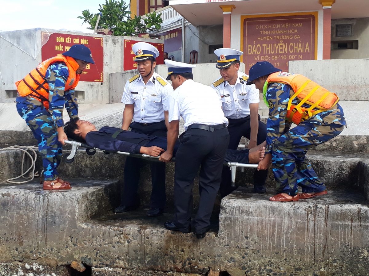 Thượng tá Trần Mạnh Chiến, CNCT Vùng 4 Hải quân.