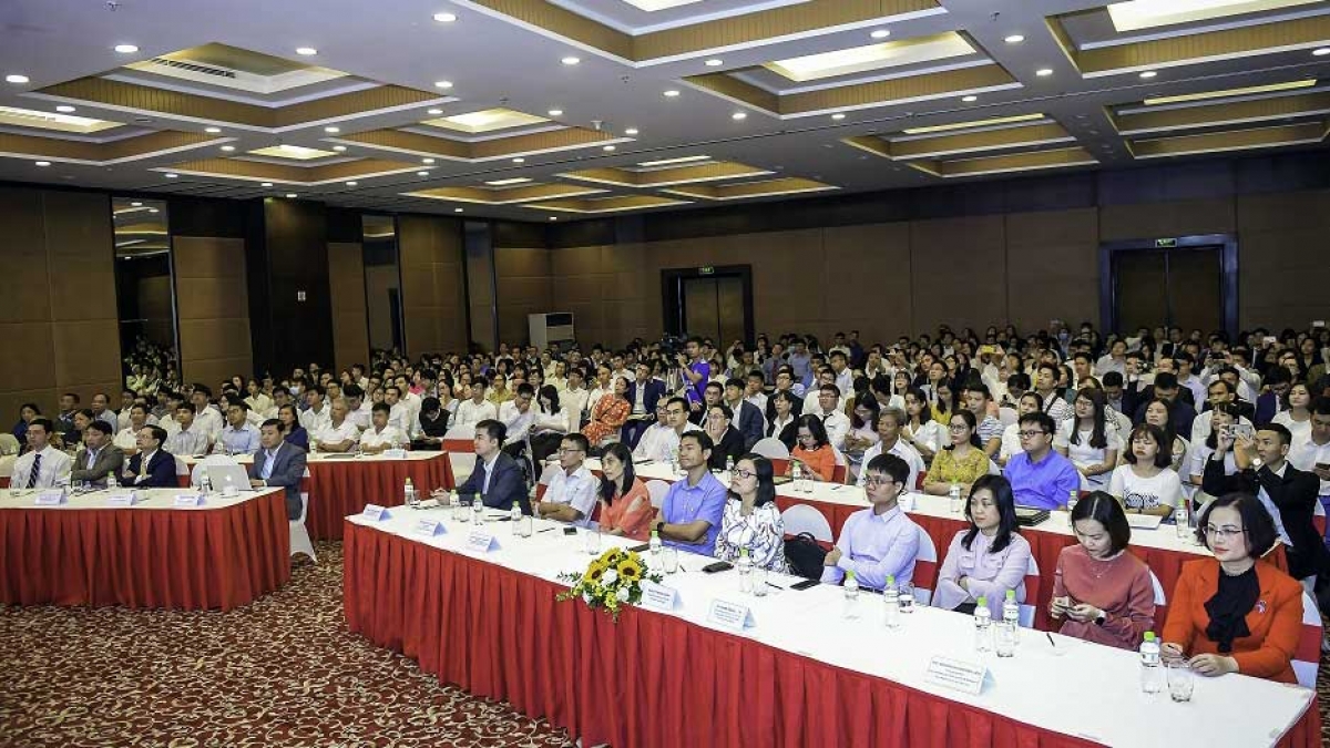 Toàn cảnh lễ trao học bổng của VinIF sáng 23/11/2020.