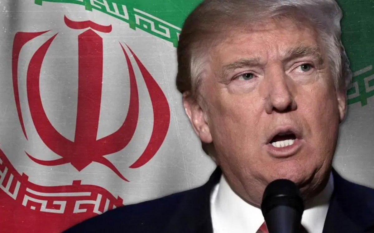 Tổng thống Trump trên hình nền quốc kỳ Iran. Ảnh: Facebook.