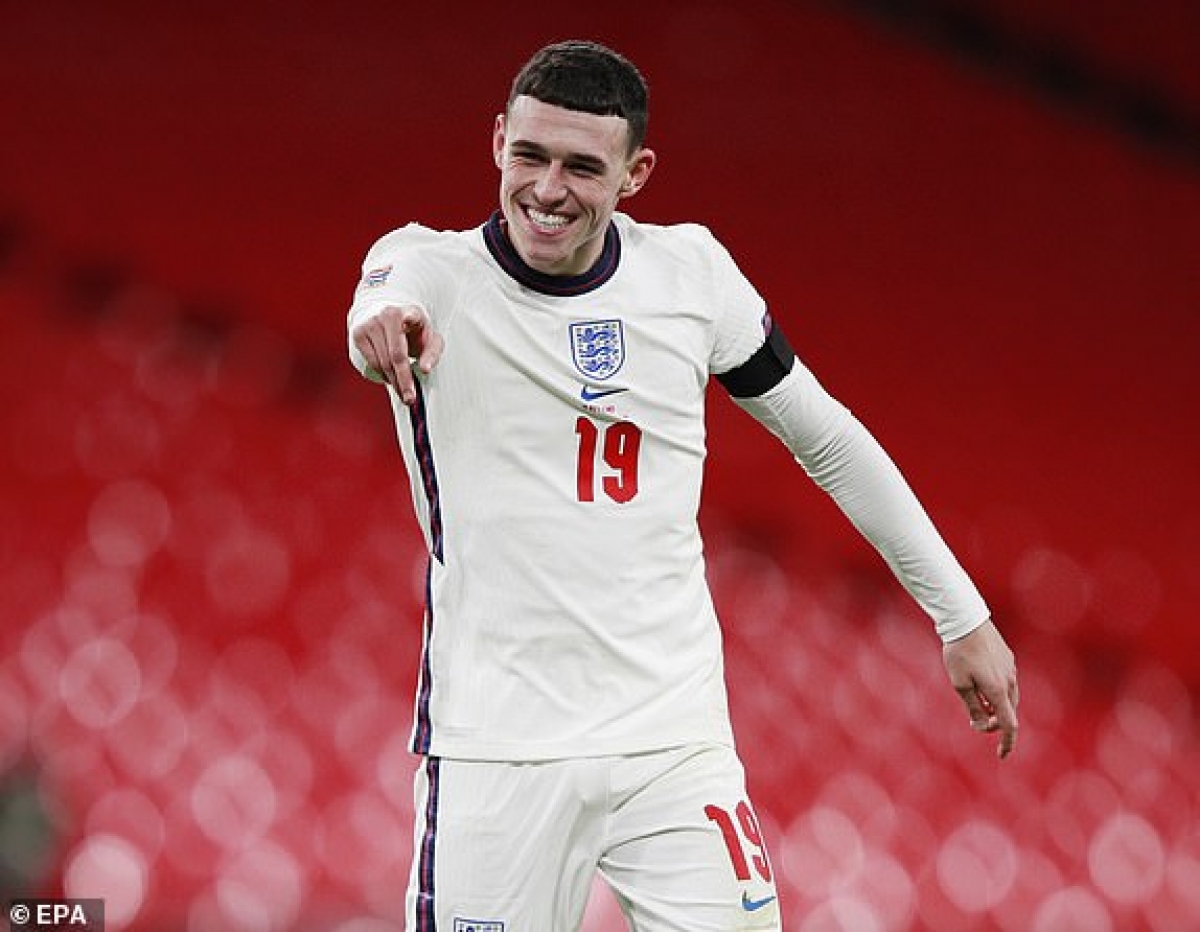 Phil Foden sắp có em bé thứ hai ở tuổi 21  Ngôi sao