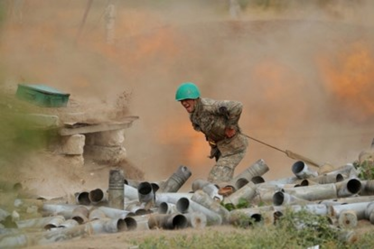 Chiến sự khốc liệt tại Nagorno-Karabakh. (Ảnh: Reuters)
