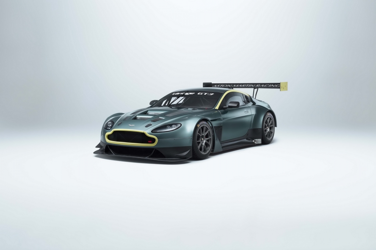 Aston Martin tung ra V12 Vantage GT3 vào năm 2012 và ngay sau đó, chiếc xe giành được danh hiệu vô địch giải đầu tiên vào năm 2013. Sau đó, nó tiếp tục giành thêm ba danh hiệu khác vào năm 2015, 2016 và 2018 trước khi được thay thế bằng Vantage GT3 thế hệ mới vào năm ngoái. Có tất cả 46 chiếc được sản xuất và chiếc cuối cùng lăn bánh khỏi nhà máy là vào năm 2017.