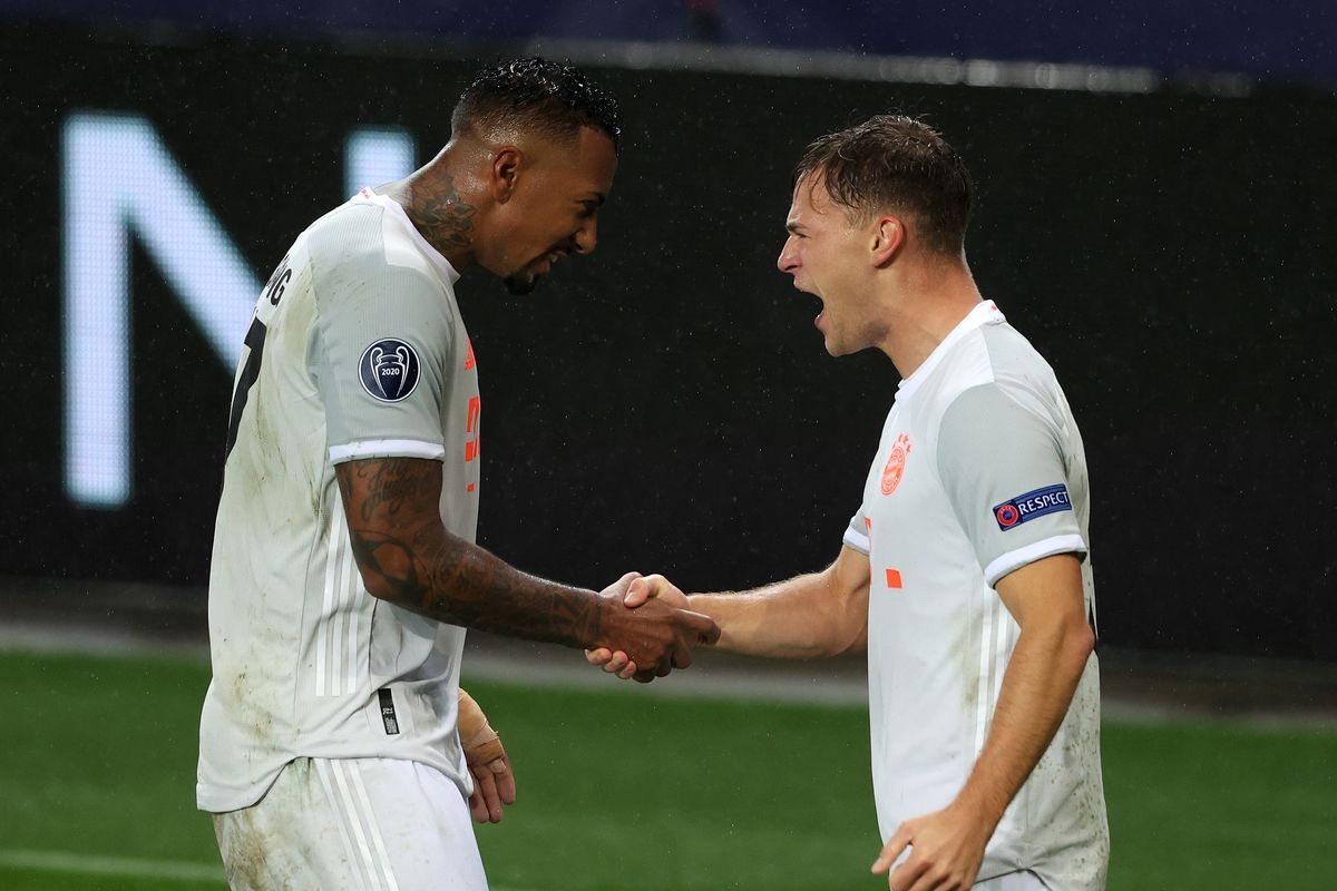 Bayern với đẳng cấp của đội ĐKVĐ vẫn là đội thắng đậm chung cuộc. (Ảnh: Getty).