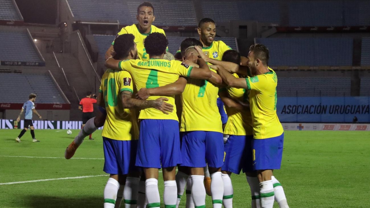 ĐT Brazil dễ dàng thắng Uruguay để duy trì thành tích toàn thắng ở vòng loại World Cup 2022. (Ảnh: Getty).