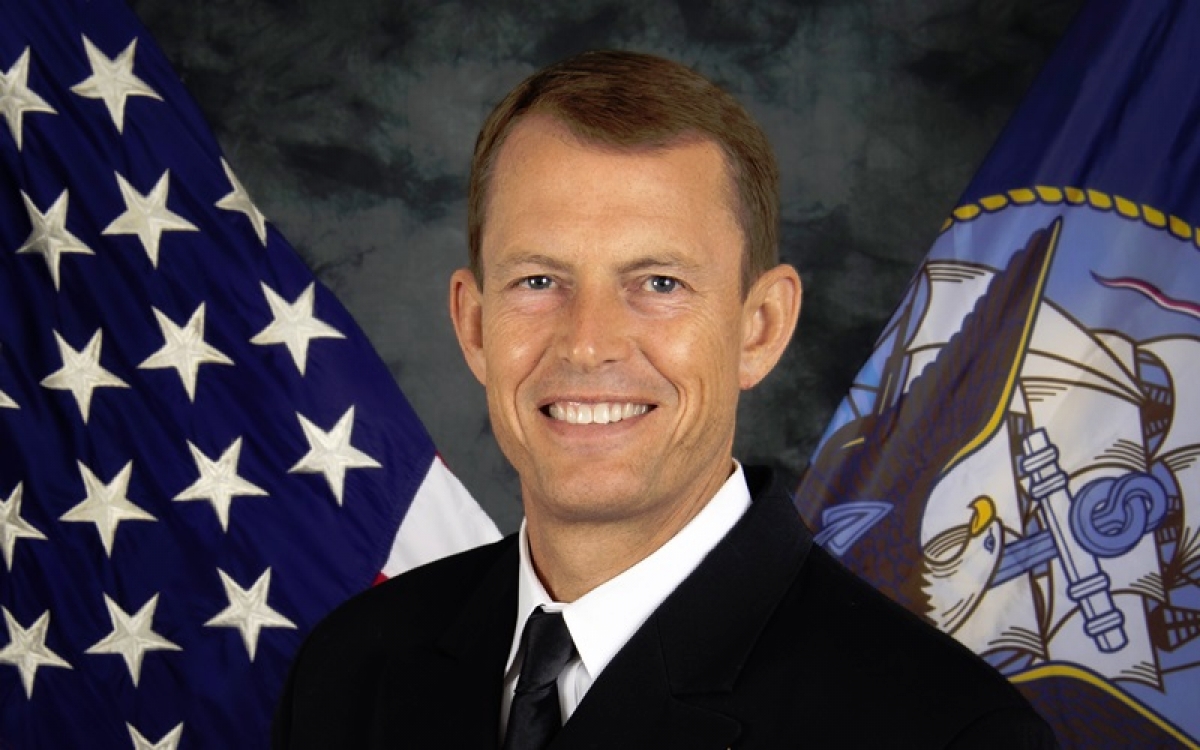 Chuẩn đô đốc Studerman. Ảnh: Navy.mil.