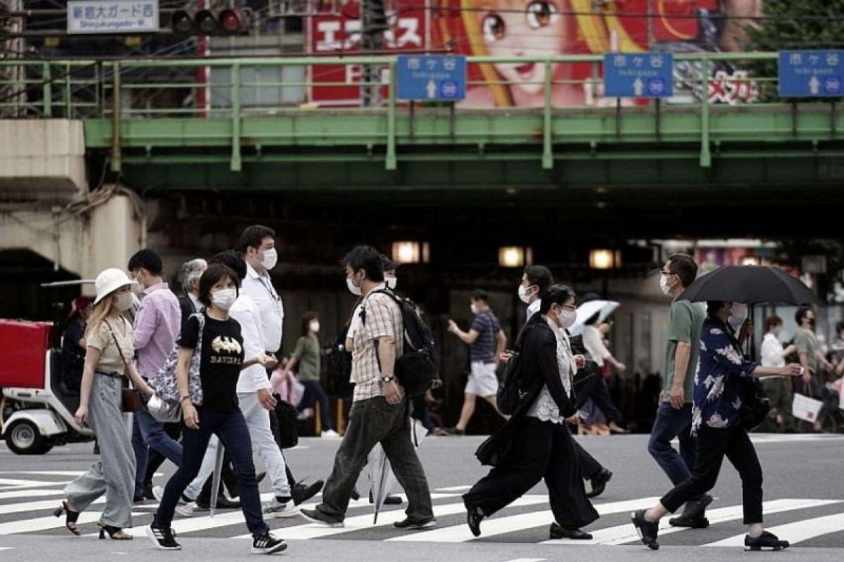 Ngày 18/11, thủ đô Tokyo (Nhật Bản) ghi nhận số ca mắc Covid-19 cao kỷ lục. Ảnh: AP