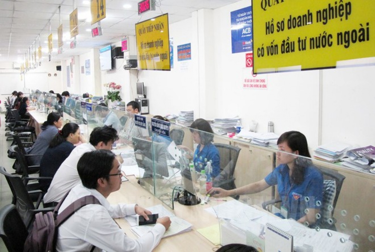 Bộ Tài chính đề xuất gia hạn chính sách giảm phí, lệ phí của nhiều lĩnh vực thêm 6 tháng (Ảnh minh họa: KT)