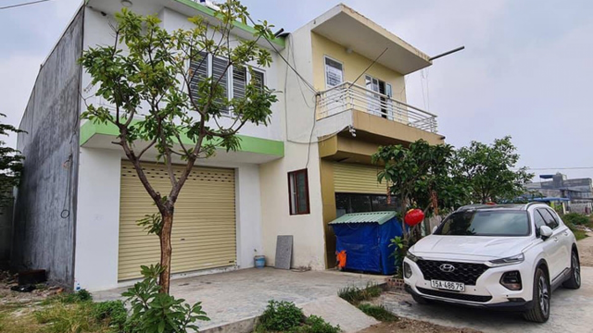 Những căn nhà được dựng lên trên đất lấn chiếm thuộc khu đất tái định cư 9,2 ha tại phường Thành Tô (quận Hải An, Hải Phòng).