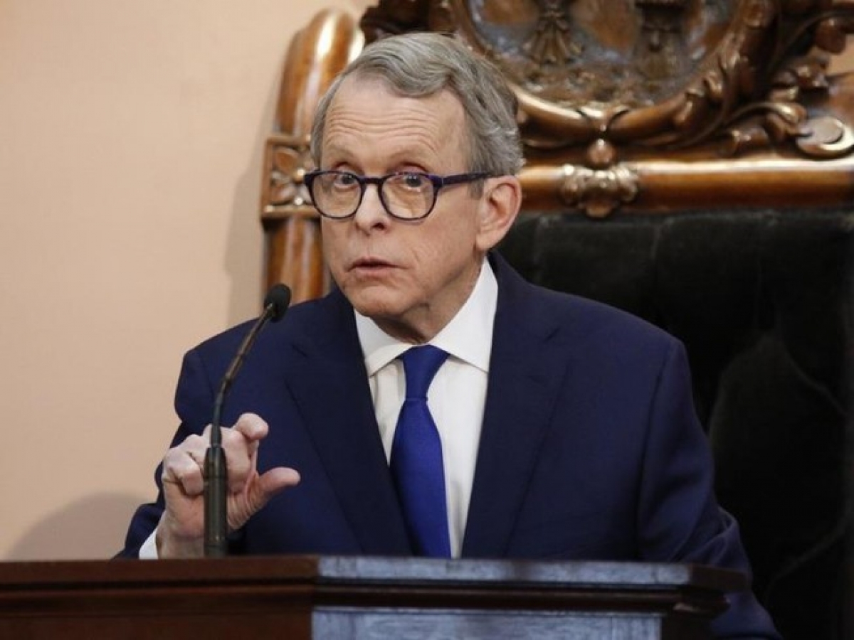 Thống đốc bang Ohio Mike DeWine. (Ảnh: AP/Paul Vernon)
