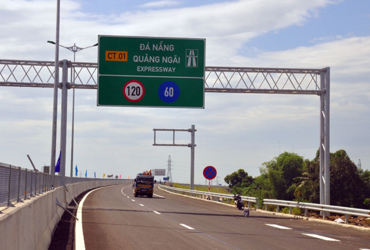 Bộ Công an cũng cho hay quá trình thi công dự án, nhà thầu, tư vấn giám sát có sự điều chỉnh thiết kế một số hạng mục thi công, đề nghị lập hồ sơ thay đổi về khối lượng, đơn giá các hạng mục công trình để được thanh toán chi phí phát sinh.