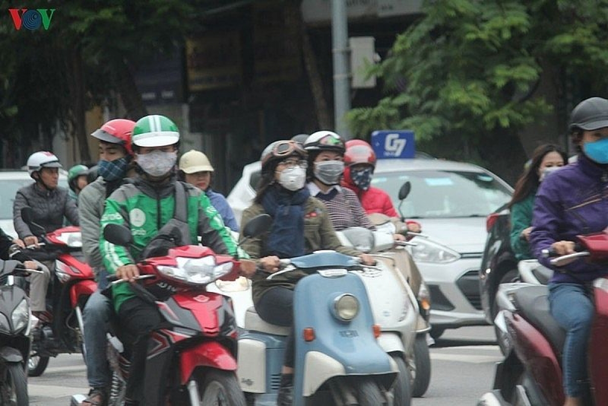 Dự báo thời tiết Hà Nội đêm và sáng sớm trời lạnh. 