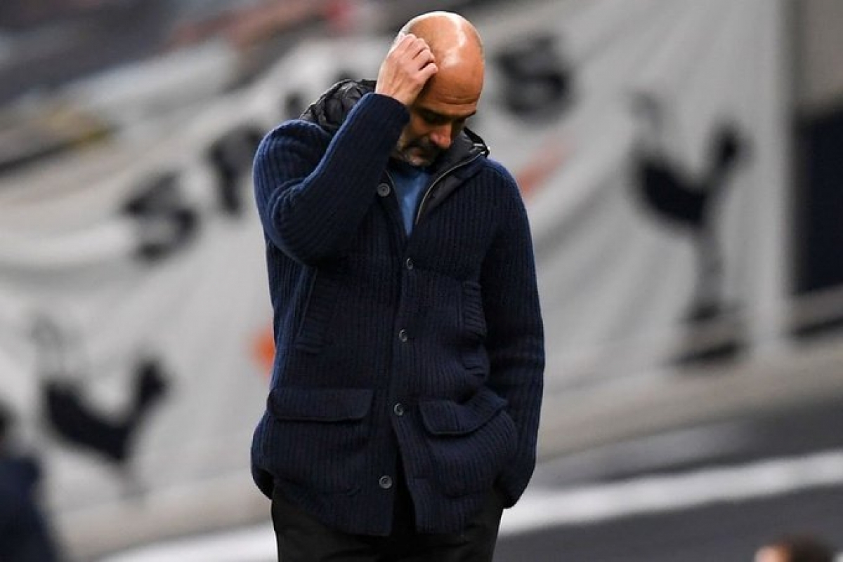 Pep Guardiola lại "ôm hận" vì VAR khi đối đầu với Tottenham. (Ảnh: Getty)