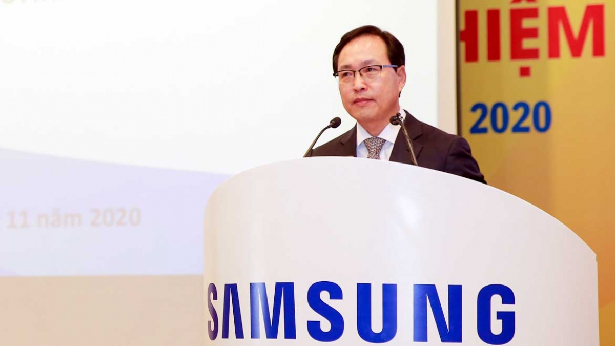 Ông Choi Joo Ho, Tổng Giám đốc Samsung Việt Nam phát biểu tại Lễ trao học bổng.