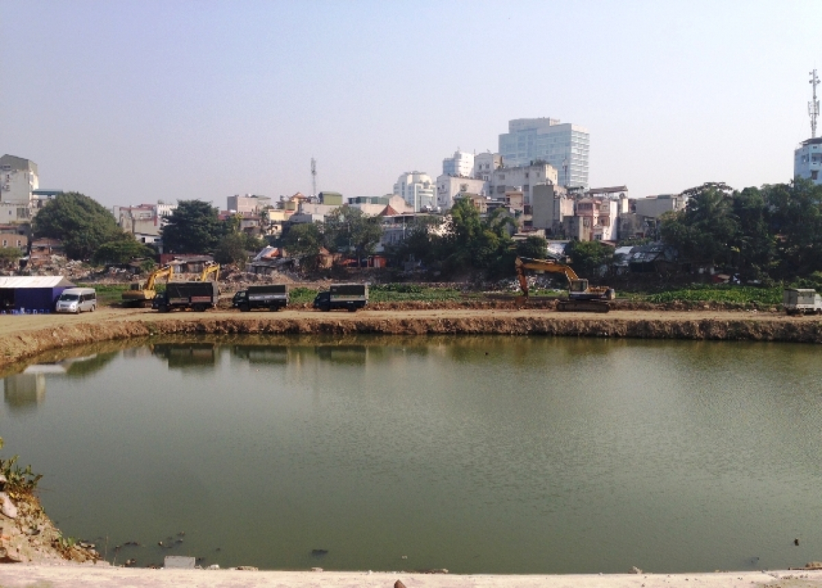 Hồ Linh Quang.