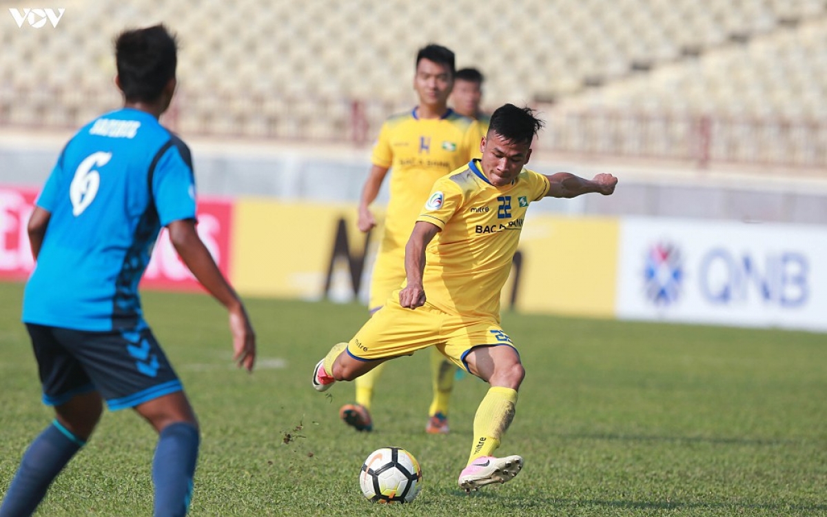 Tiền đạo Hồ Tuấn Tài chia tay SLNA