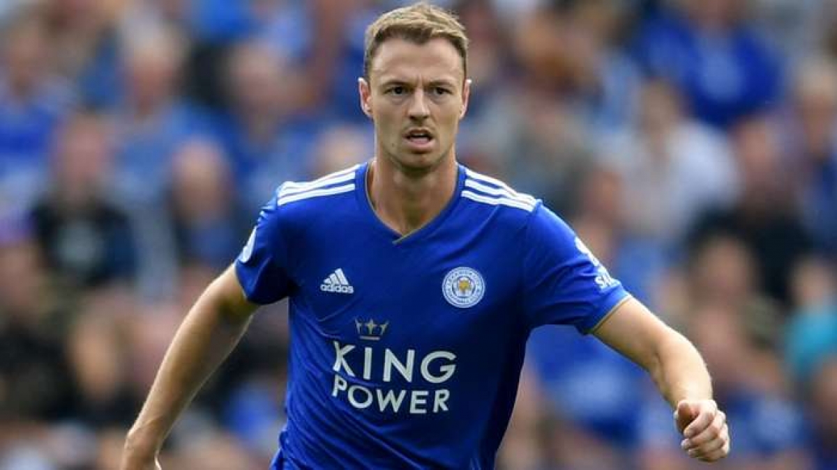 Jonny Evans được HLV Solskjaer để mắt (Ảnh: Getty).
